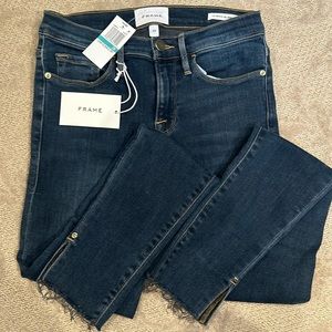 FRAME denim "Le Skinny De Jeanne"